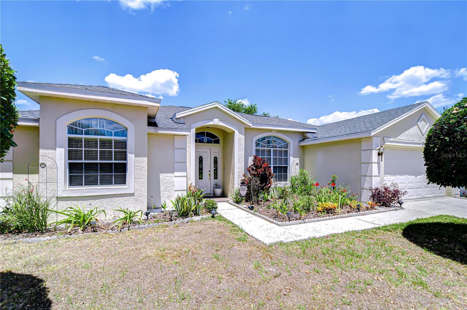 316 CRYSTAL GOBLET COURT