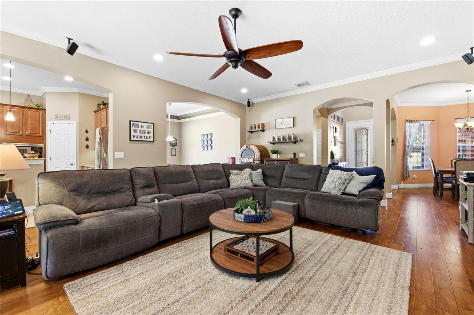 WATERS EDGE - Residential