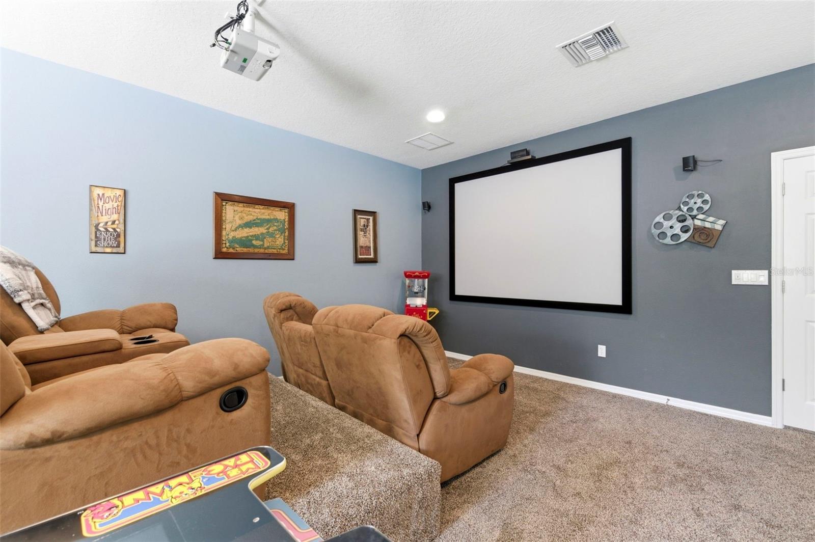 WATERS EDGE - Residential