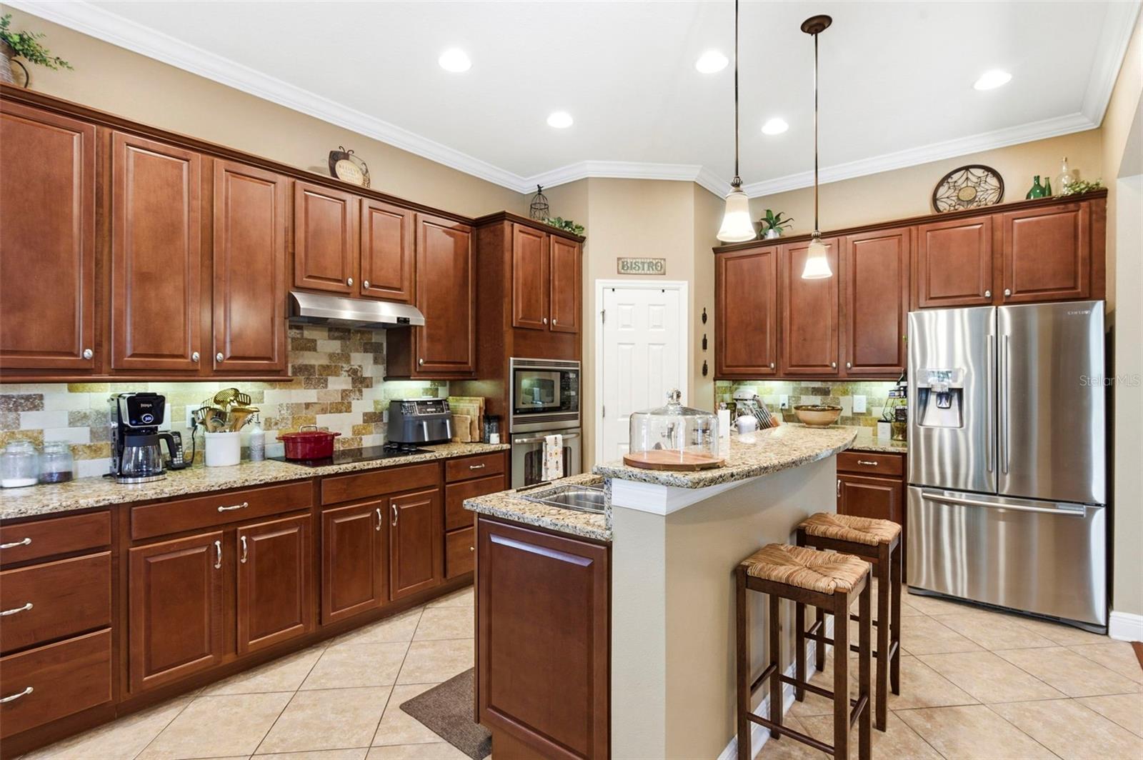 WATERS EDGE - Residential