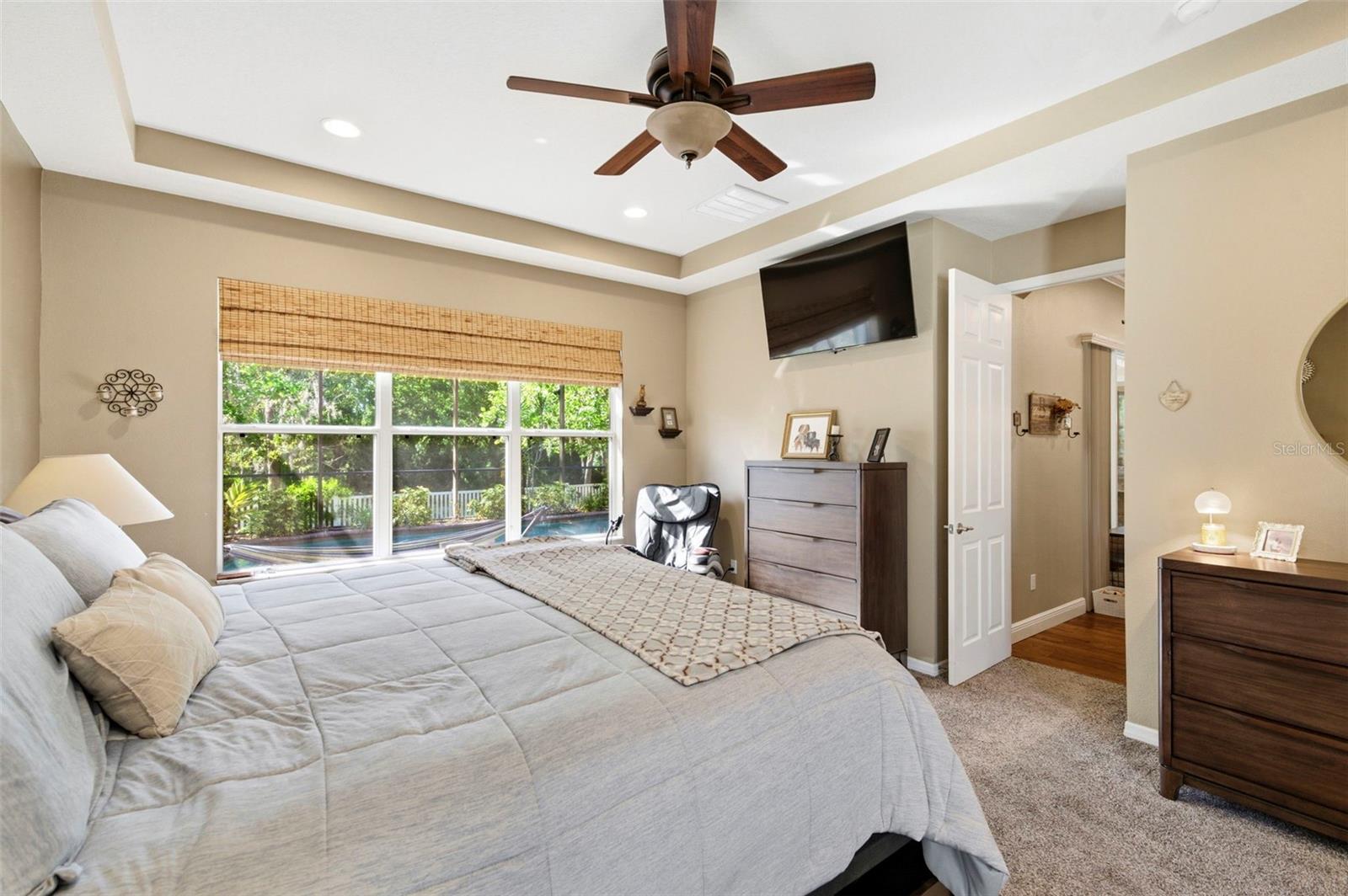 WATERS EDGE - Residential