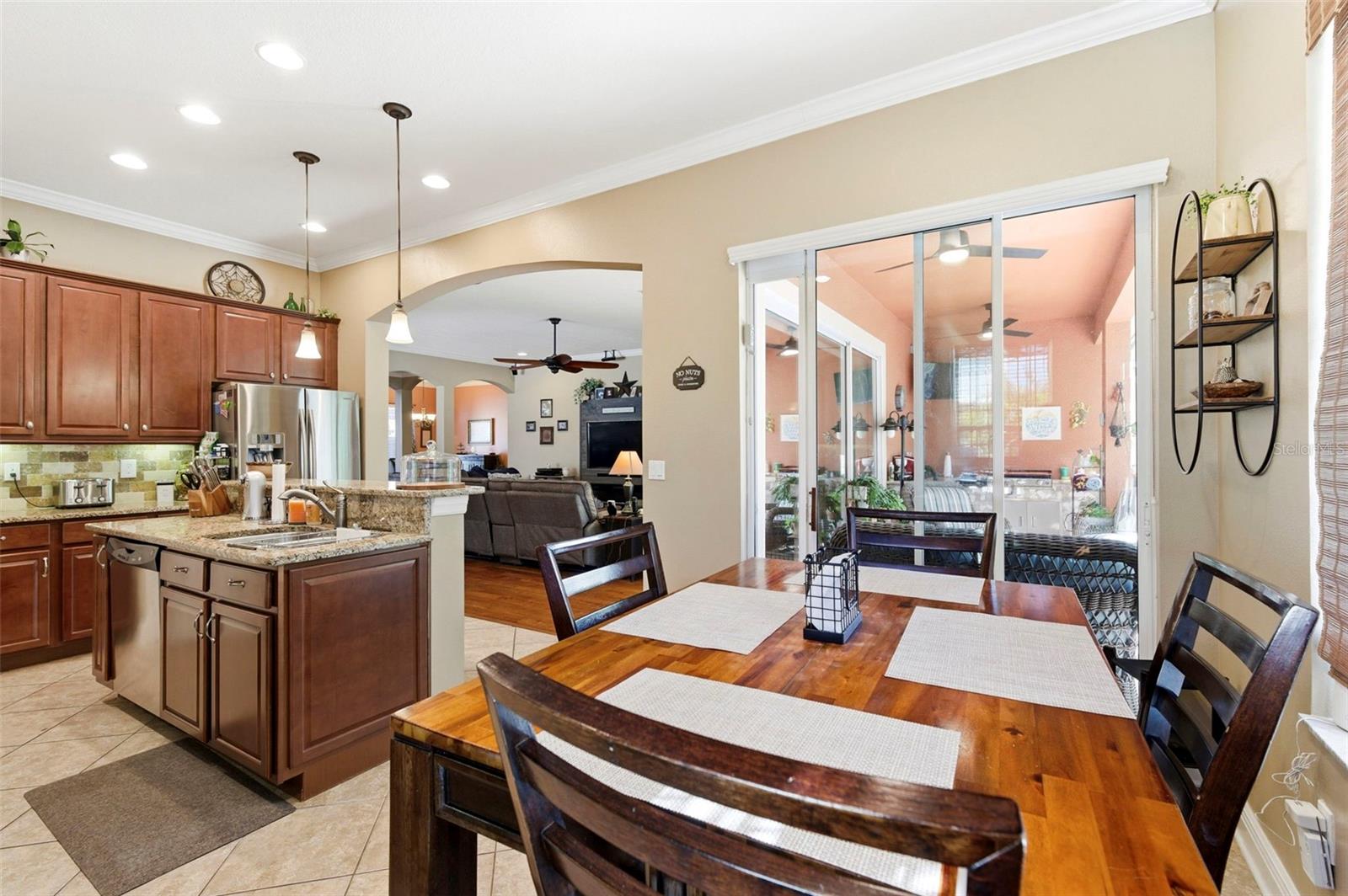 WATERS EDGE - Residential