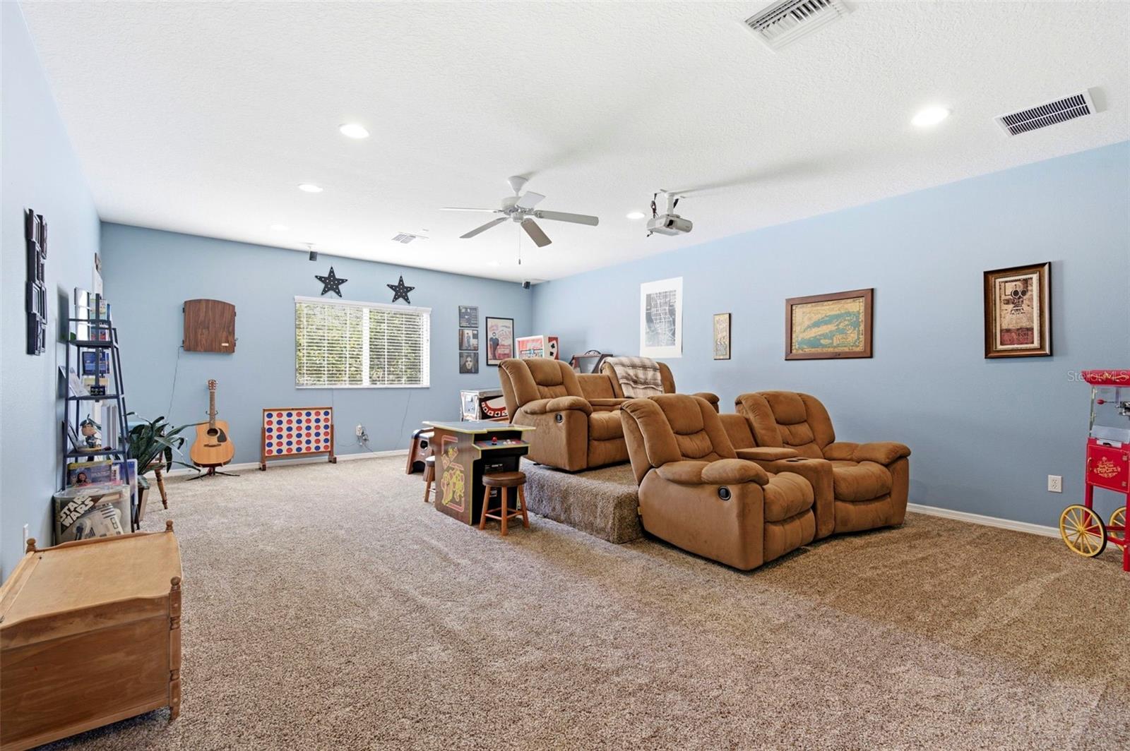 WATERS EDGE - Residential