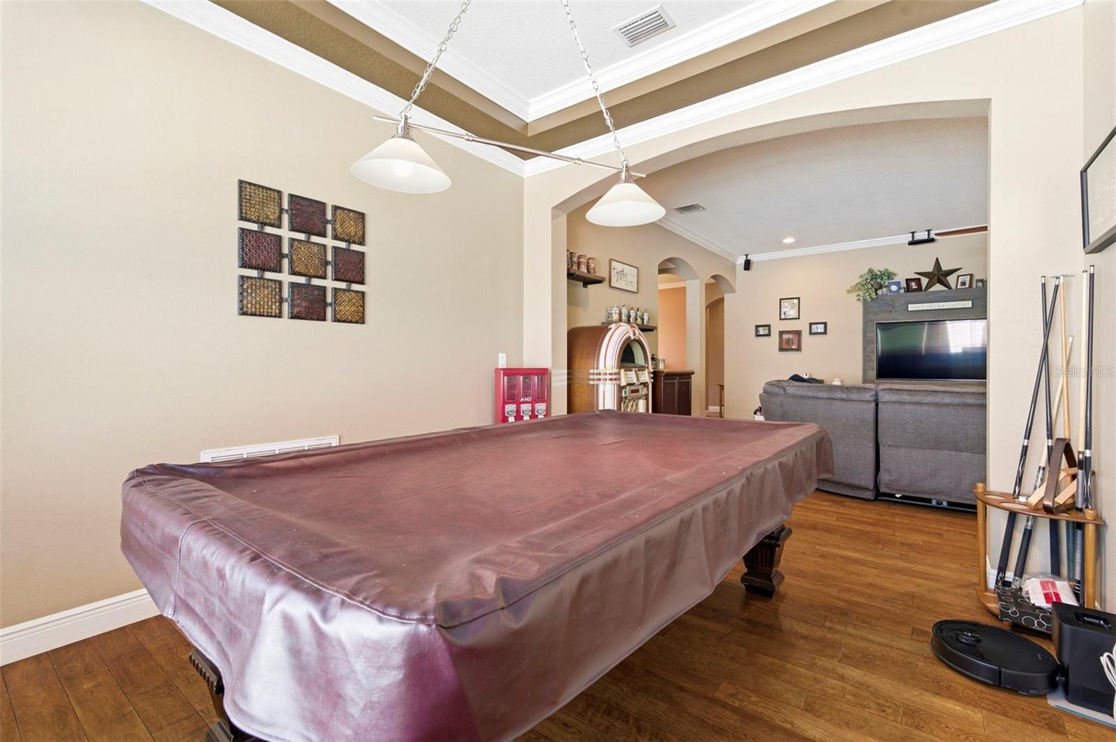 WATERS EDGE - Residential