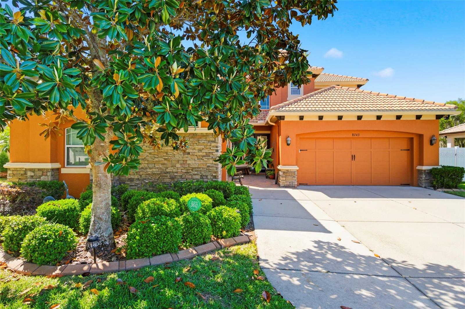 WATERS EDGE - Residential