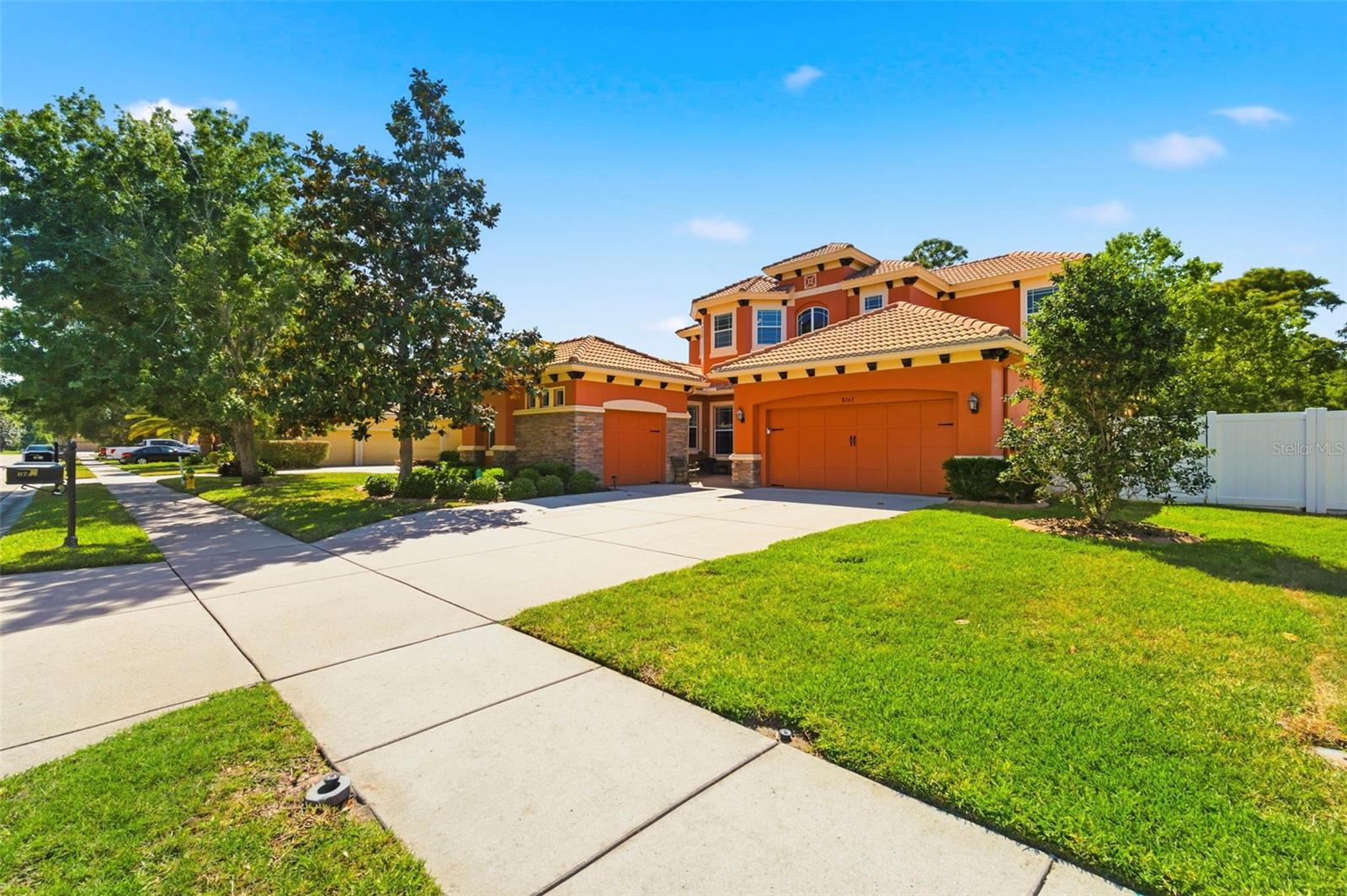 WATERS EDGE - Residential