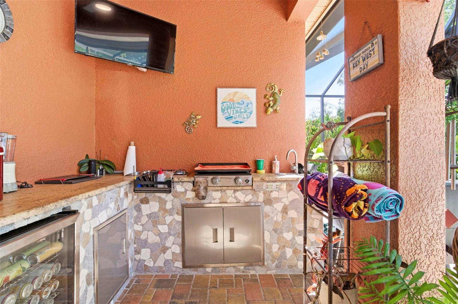 WATERS EDGE - Residential