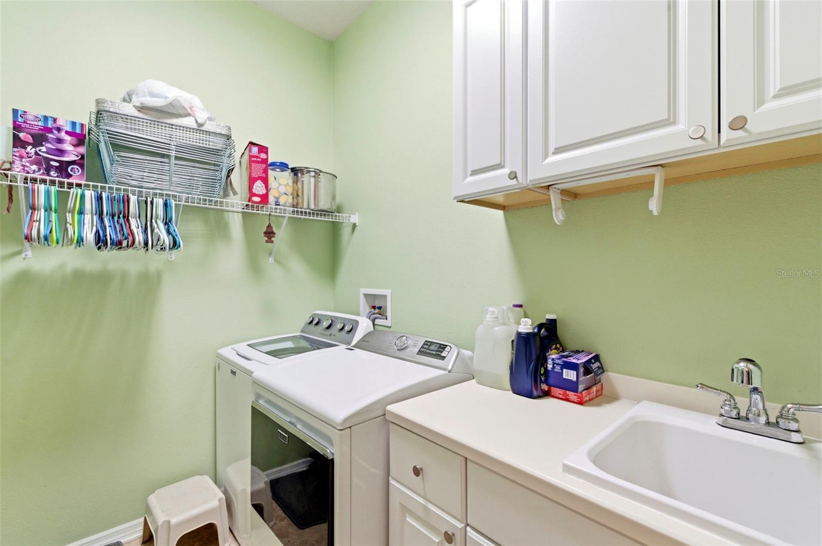 WATERS EDGE - Residential