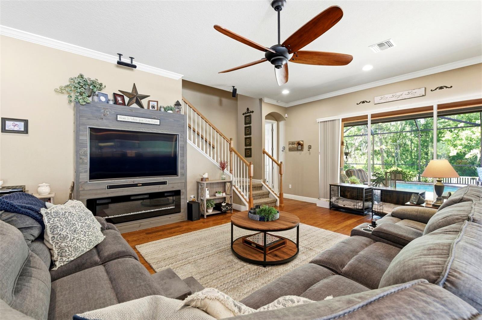 WATERS EDGE - Residential