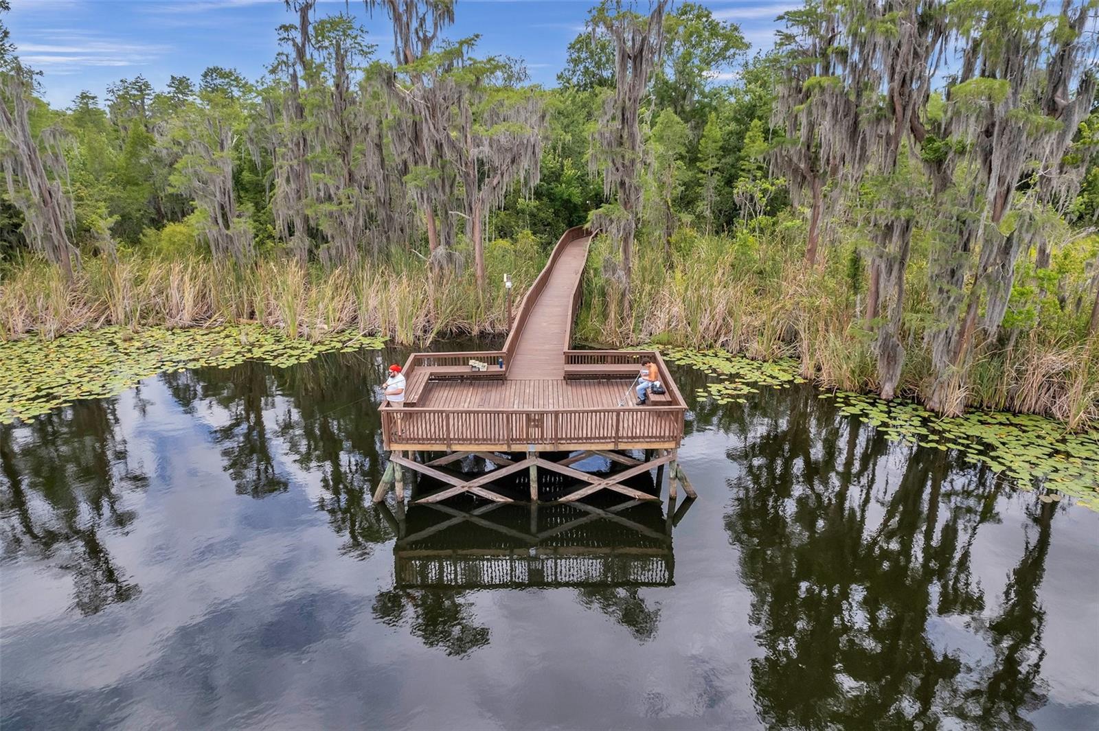WATERS EDGE - Residential