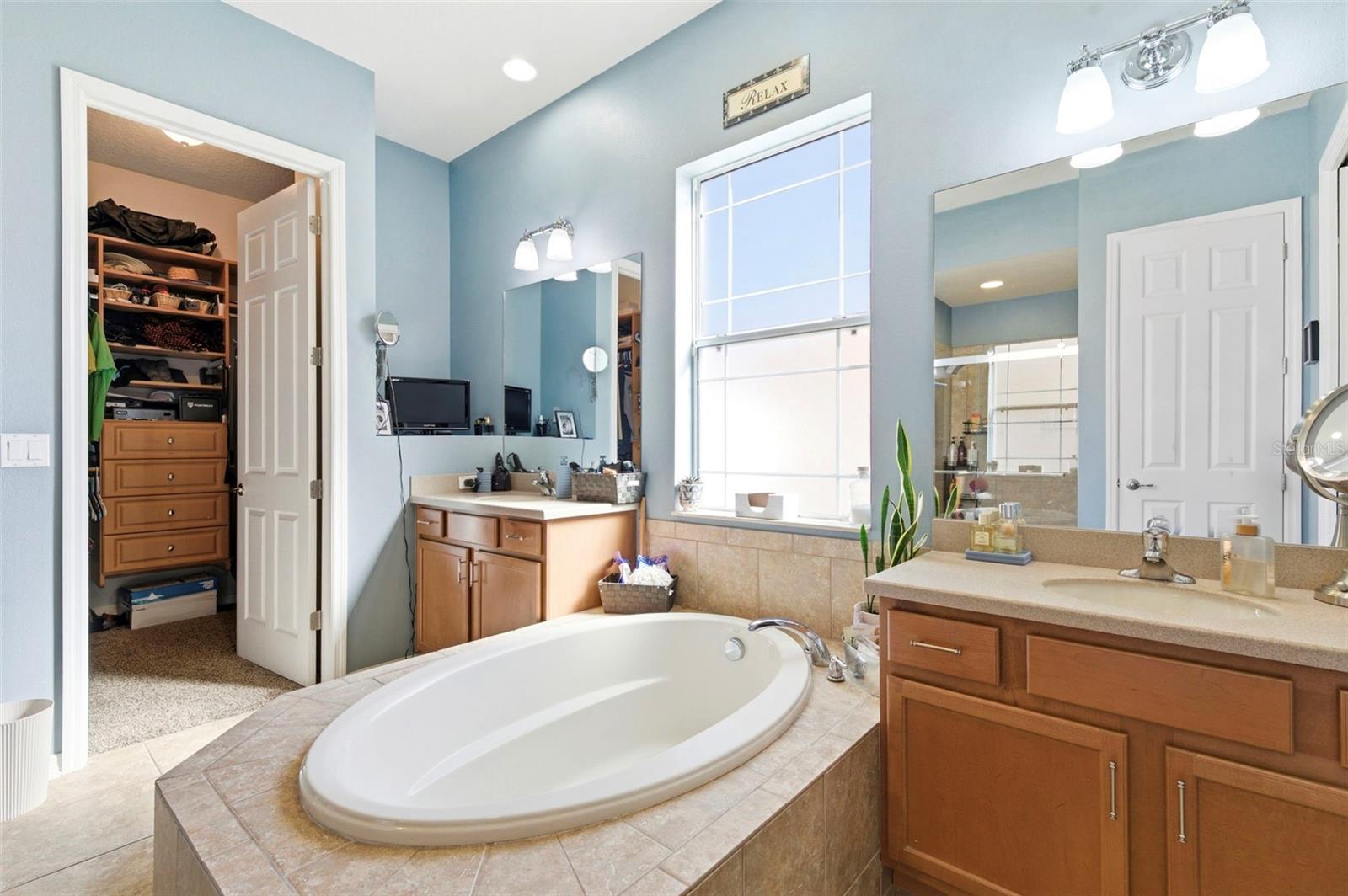 WATERS EDGE - Residential