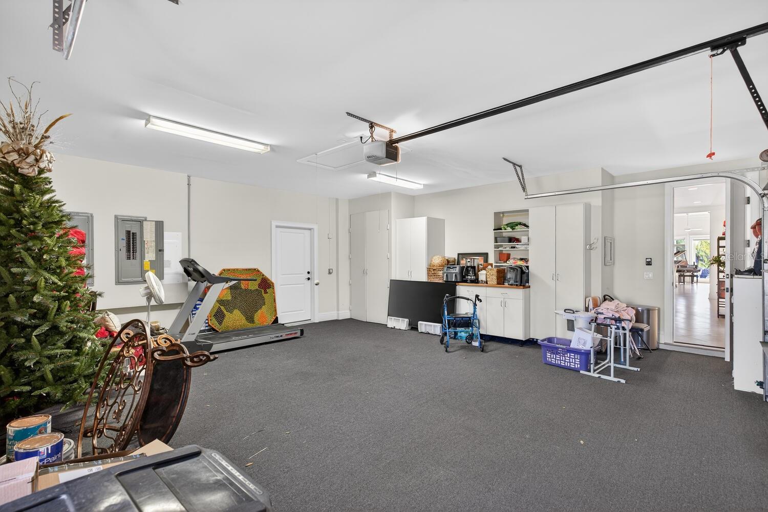 ISLAND ESTATES SUB - Residential