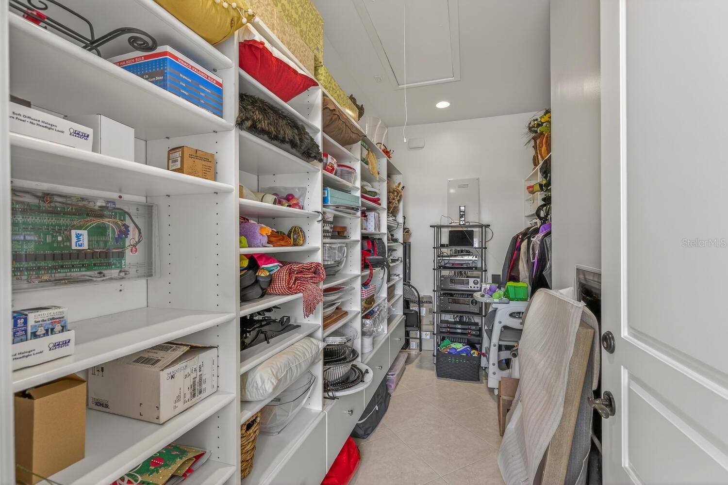 ISLAND ESTATES SUB - Residential