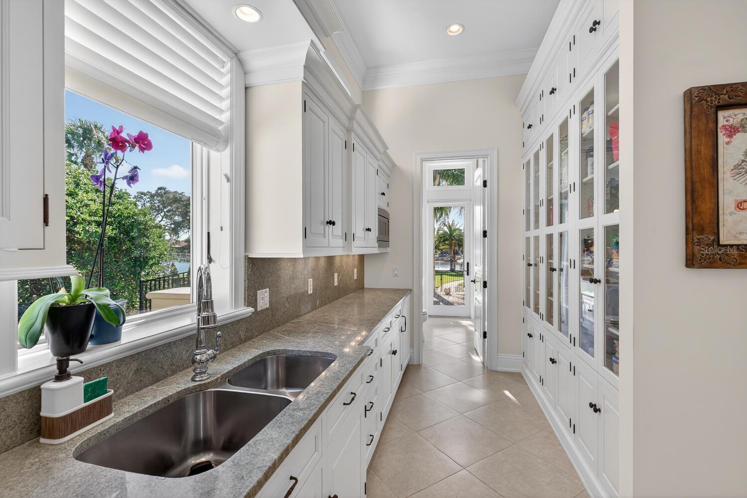 ISLAND ESTATES SUB - Residential