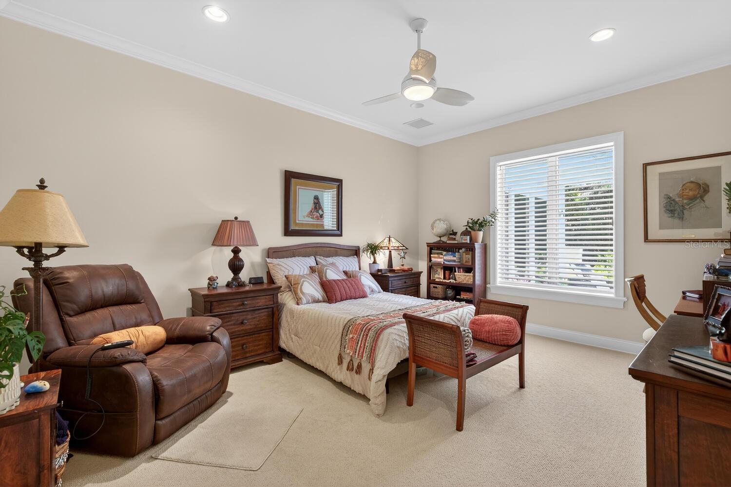 ISLAND ESTATES SUB - Residential