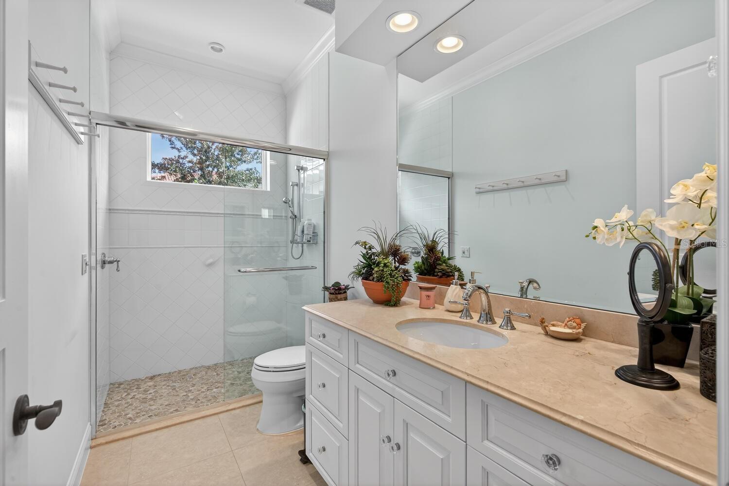 ISLAND ESTATES SUB - Residential