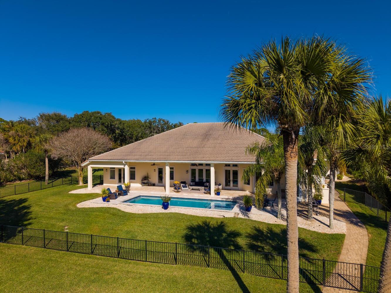 ISLAND ESTATES SUB - Residential