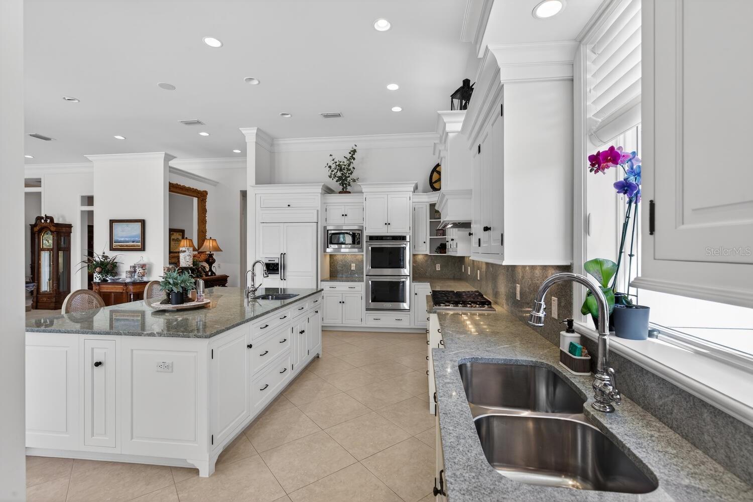 ISLAND ESTATES SUB - Residential