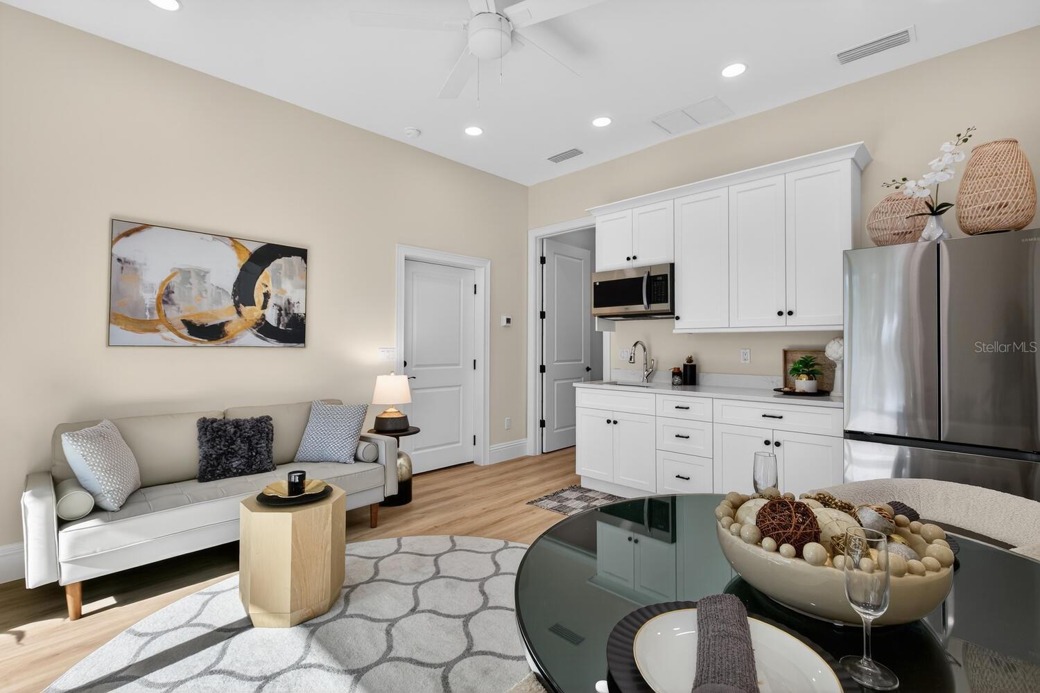 ISLAND ESTATES SUB - Residential