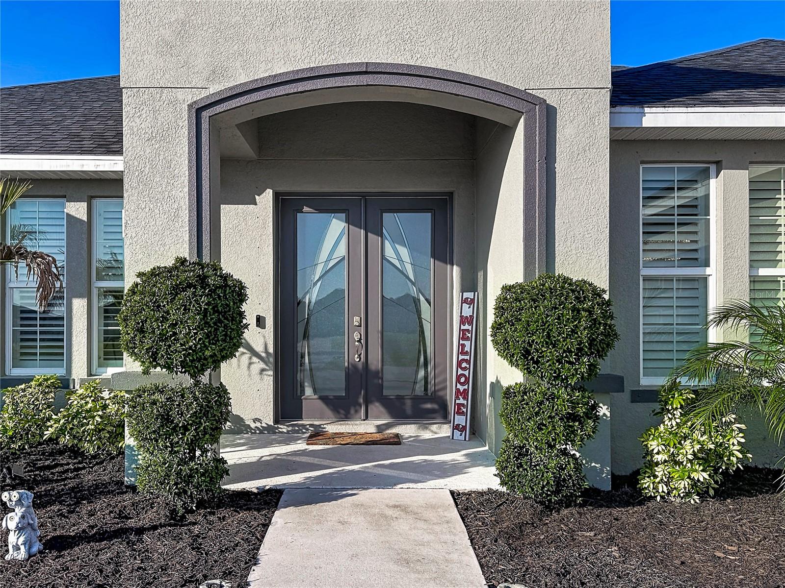 5216 LAKE VENICE DRIVE