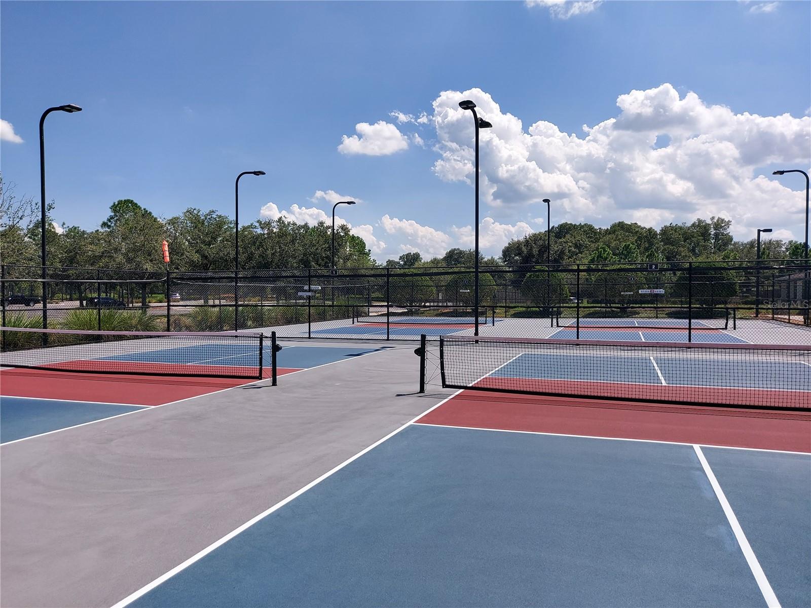 STONE CREEK - Residential