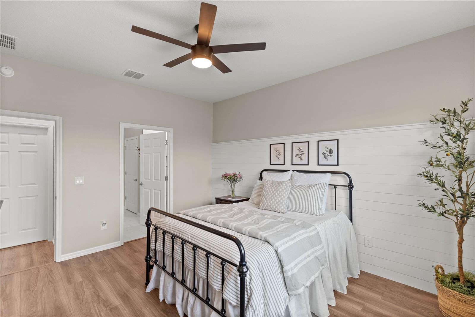 STONE CREEK - Residential