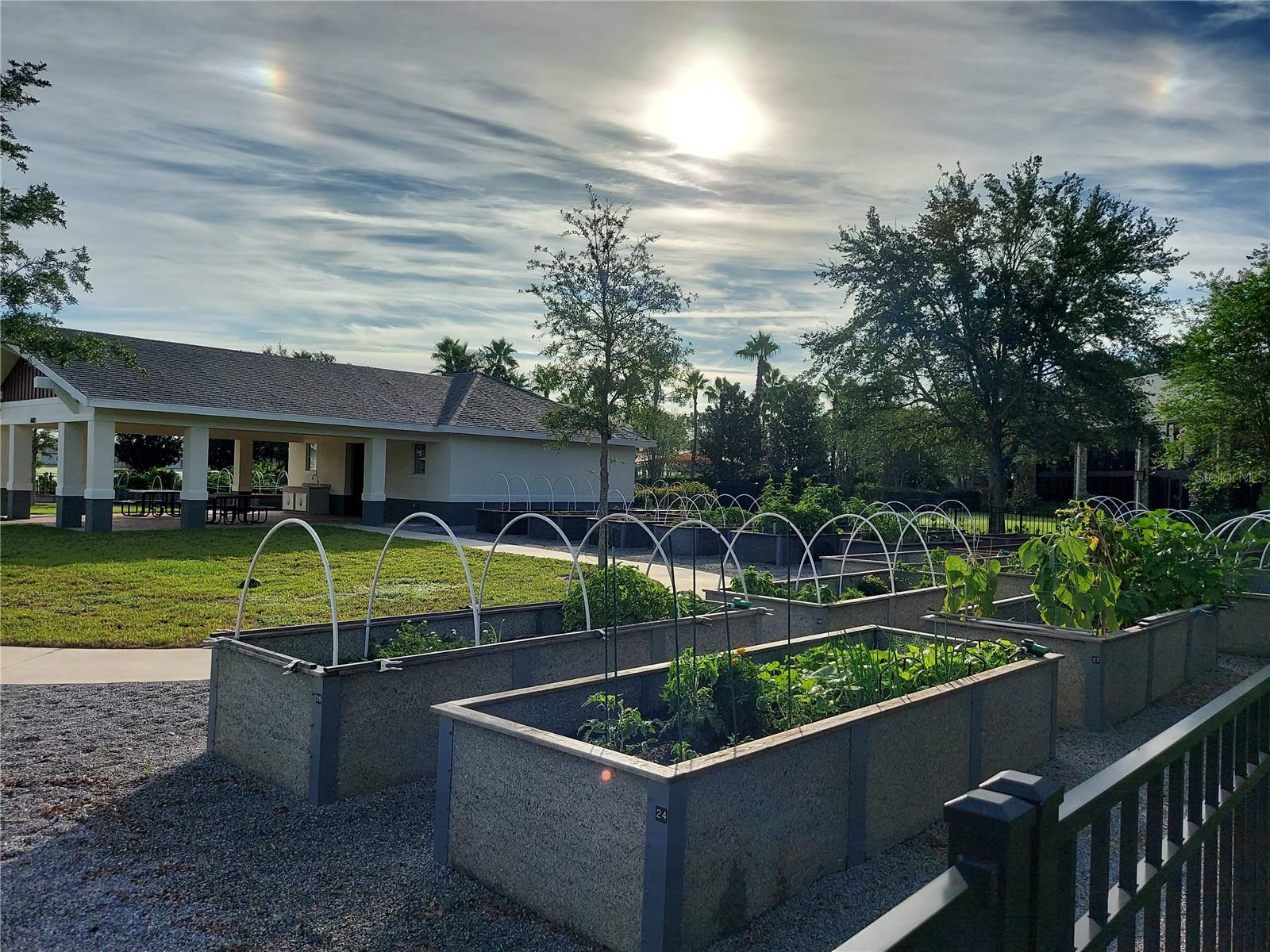 STONE CREEK - Residential