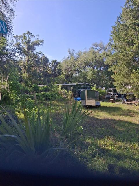 Photo of 19470 SE 56th Court, Inglis, FL 34449 (MLS # TB8498993)