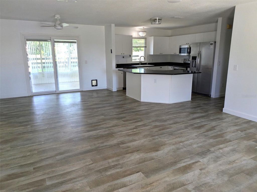 Photo of 419 Santa Clara Circle, The Villages, FL 32159 (MLS # OM722585)