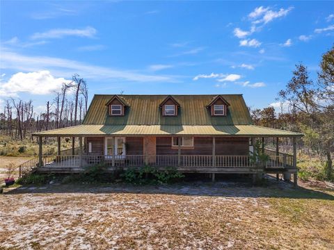 A home in CEDAR KEY