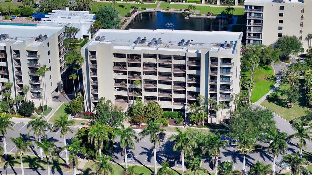 Photo of 1095 Gulf Of Mexico Drive #104, Longboat Key, FL 34228 (MLS # A4703921)