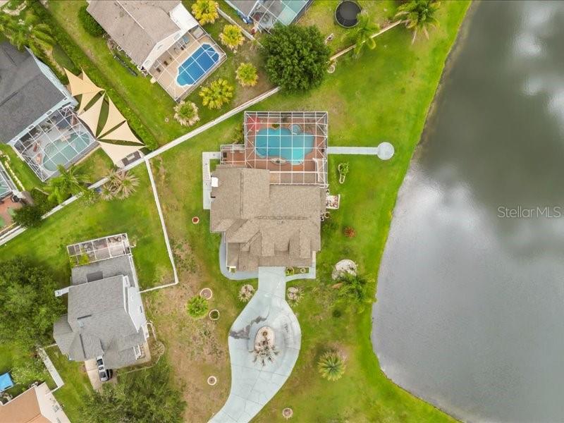 WILSHIRE OAKS - Residential