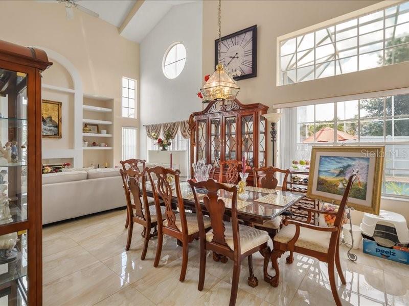 WILSHIRE OAKS - Residential