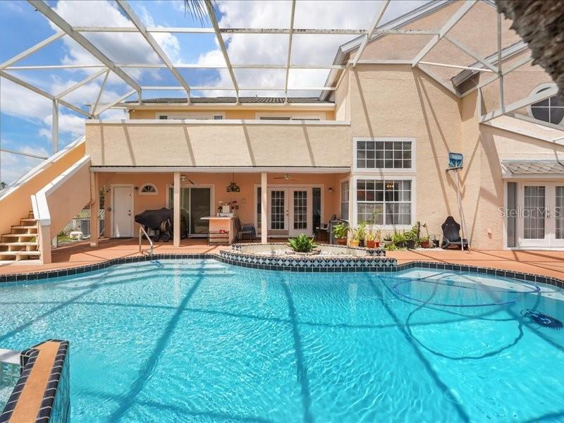 WILSHIRE OAKS - Residential