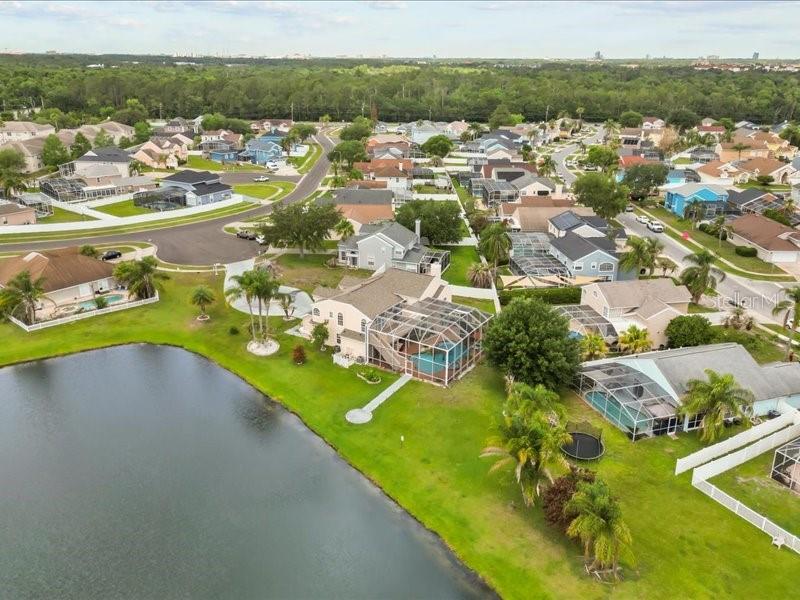 WILSHIRE OAKS - Residential