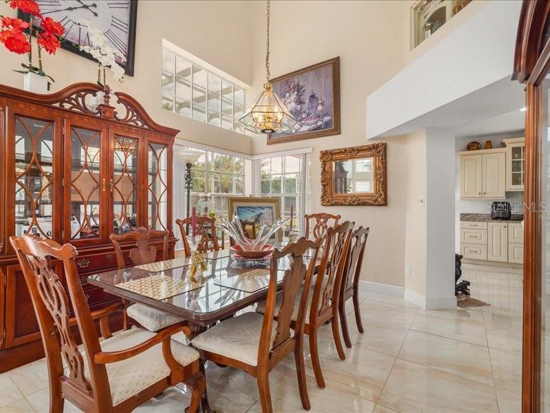 WILSHIRE OAKS - Residential