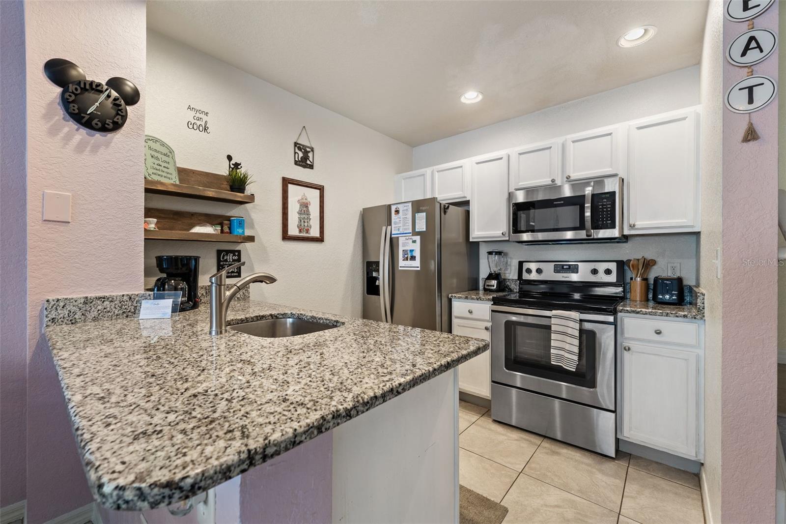 VILLAS AT SEVEN DWARFS LANE CONDO - Residential