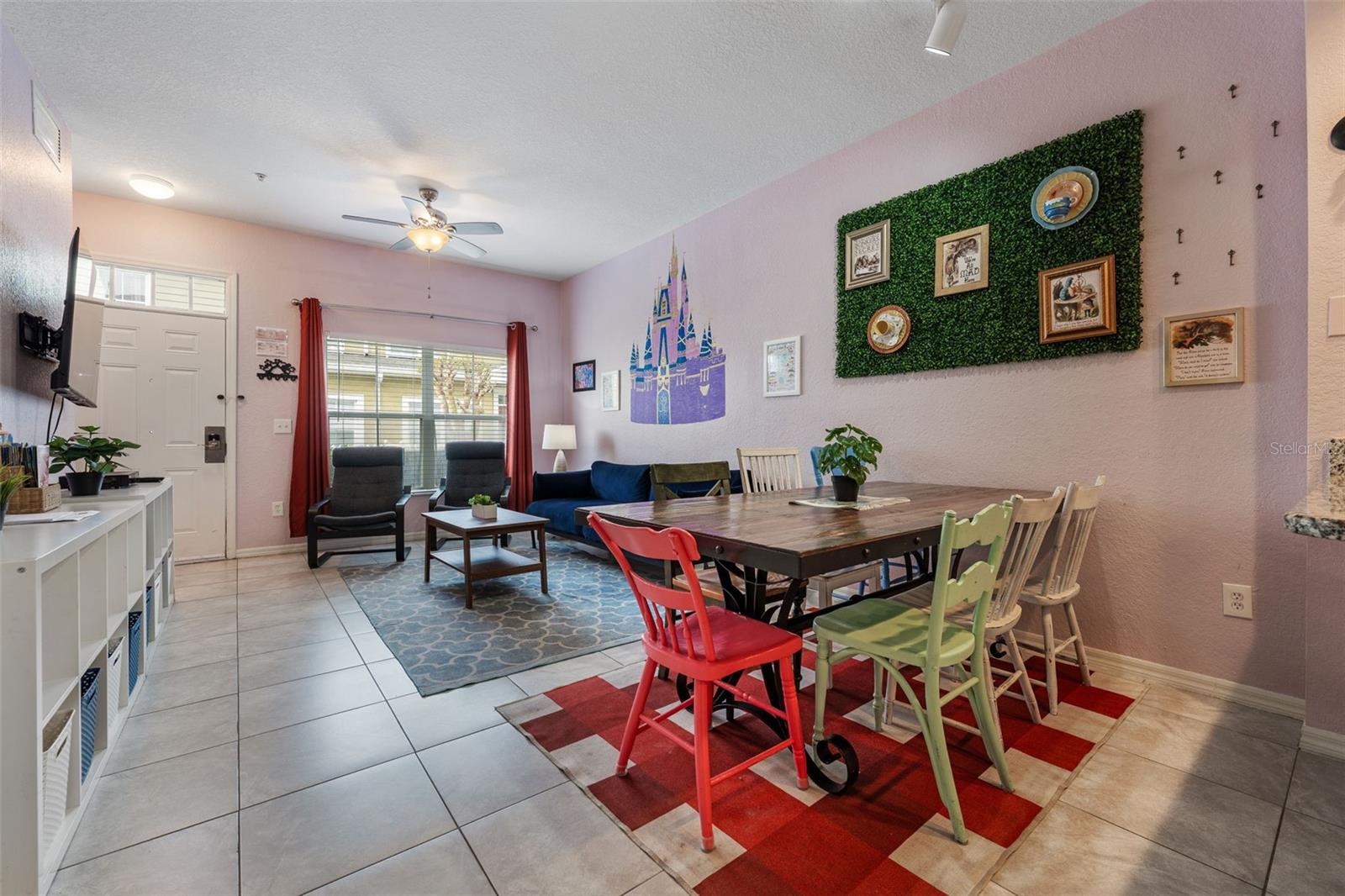 VILLAS AT SEVEN DWARFS LANE CONDO - Residential