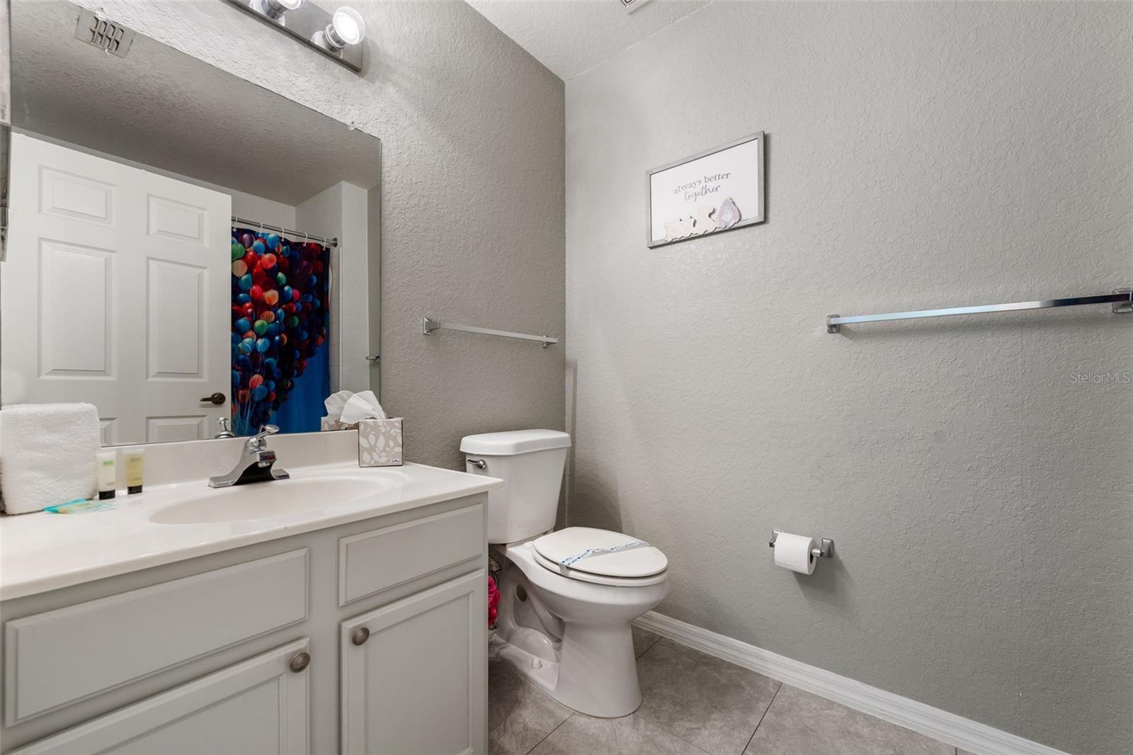 VILLAS AT SEVEN DWARFS LANE CONDO - Residential