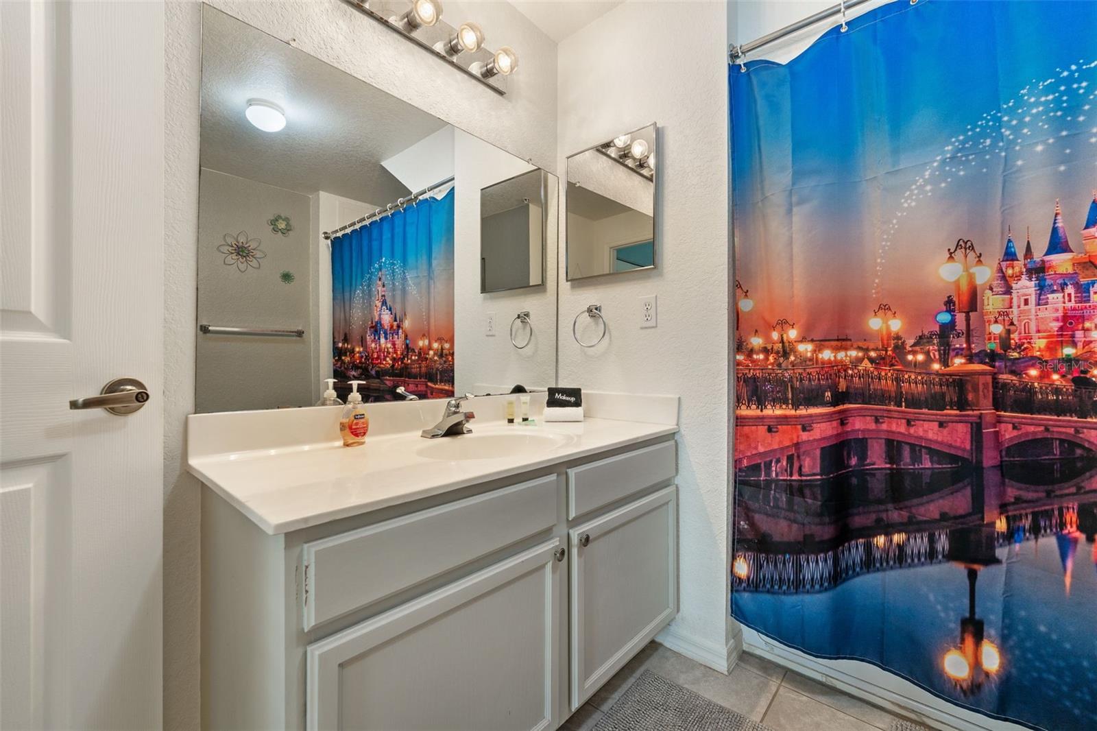 VILLAS AT SEVEN DWARFS LANE CONDO - Residential