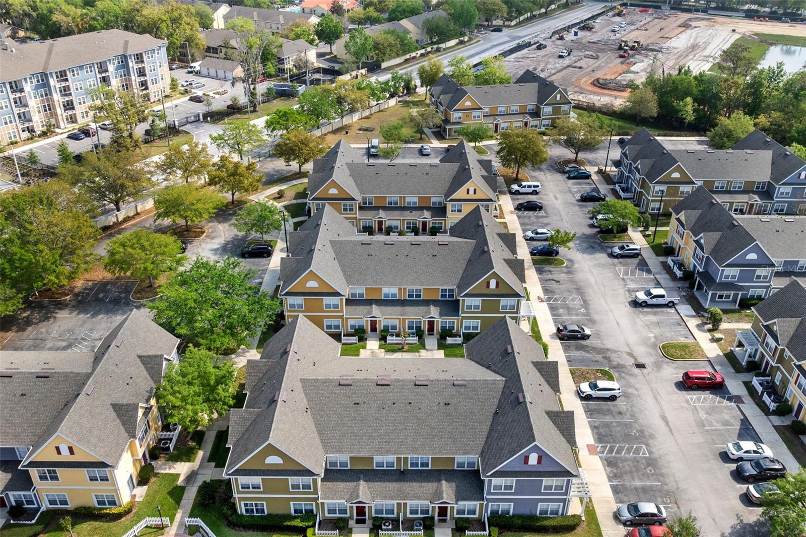 VILLAS AT SEVEN DWARFS LANE CONDO - Residential