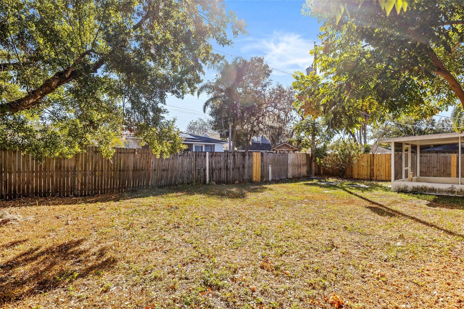 TANGLEWOOD - Residential