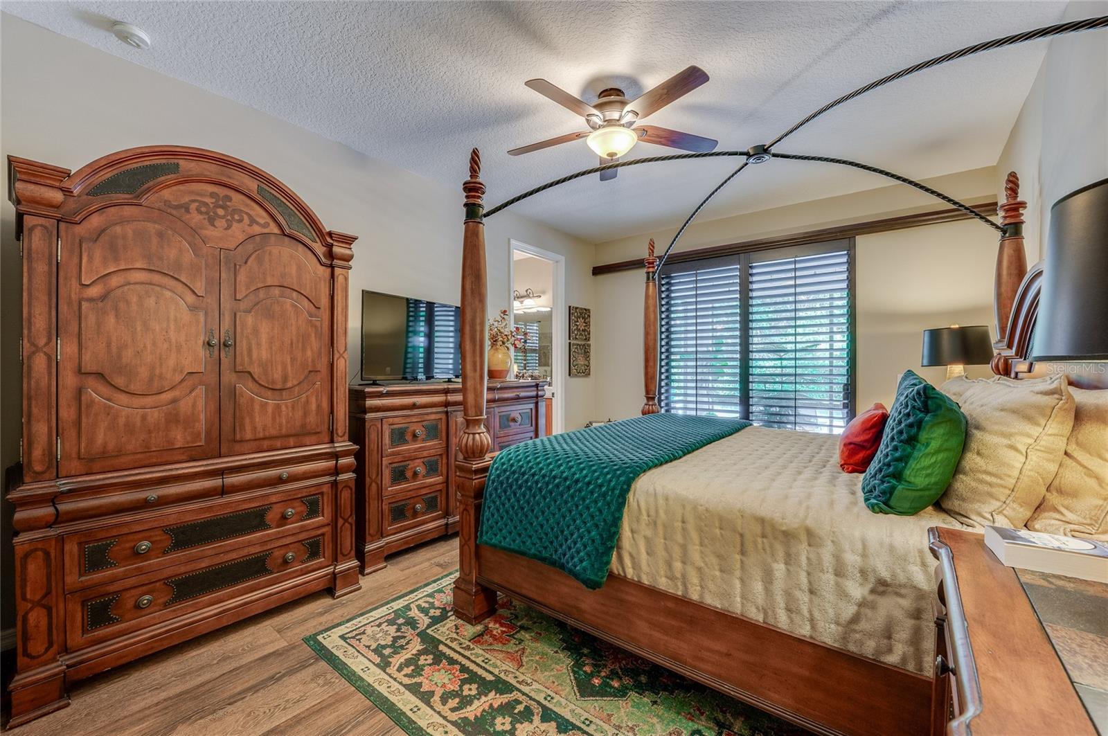 RIVIERA BELLA UNIT 2B - Residential