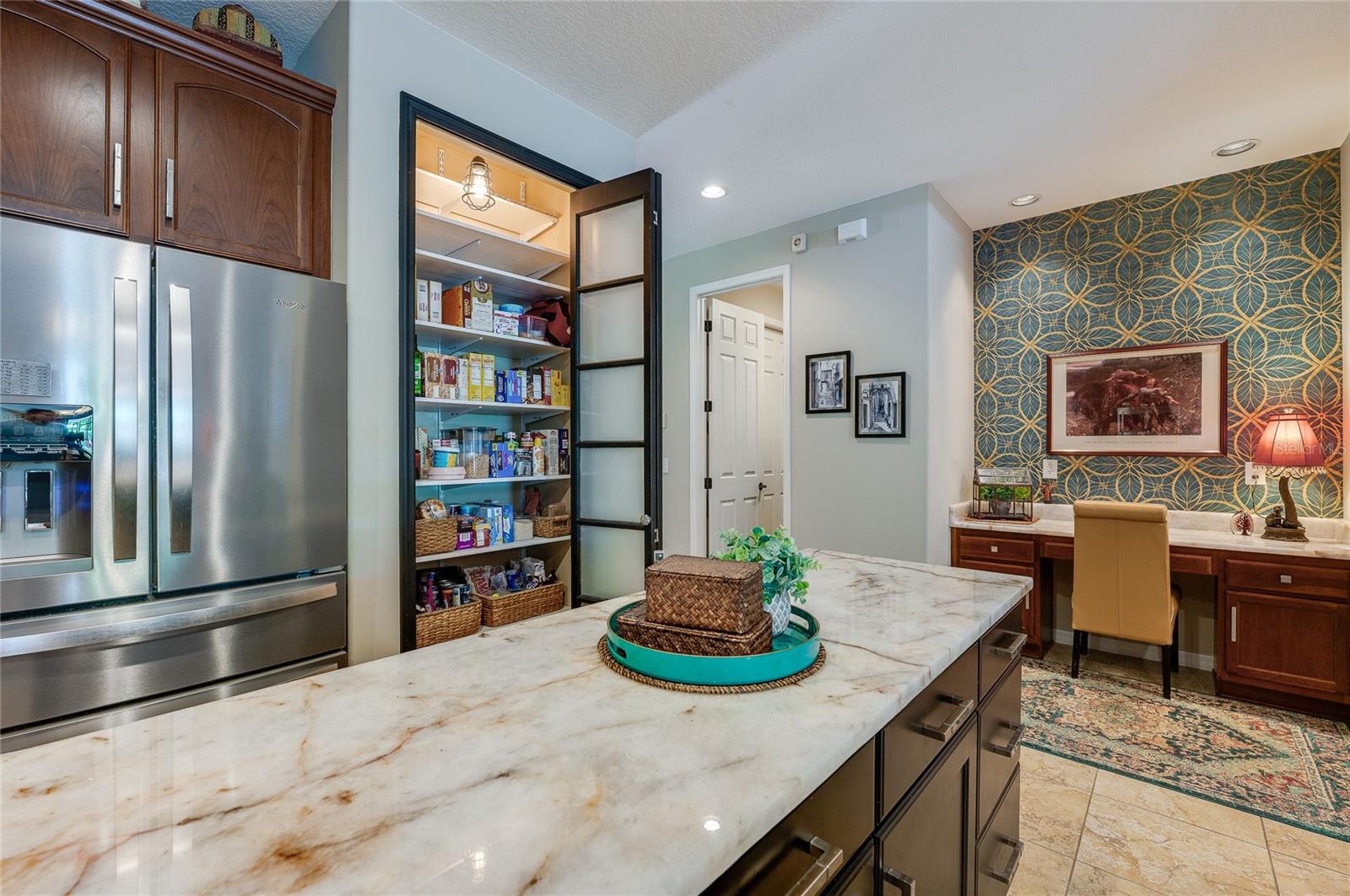 RIVIERA BELLA UNIT 2B - Residential