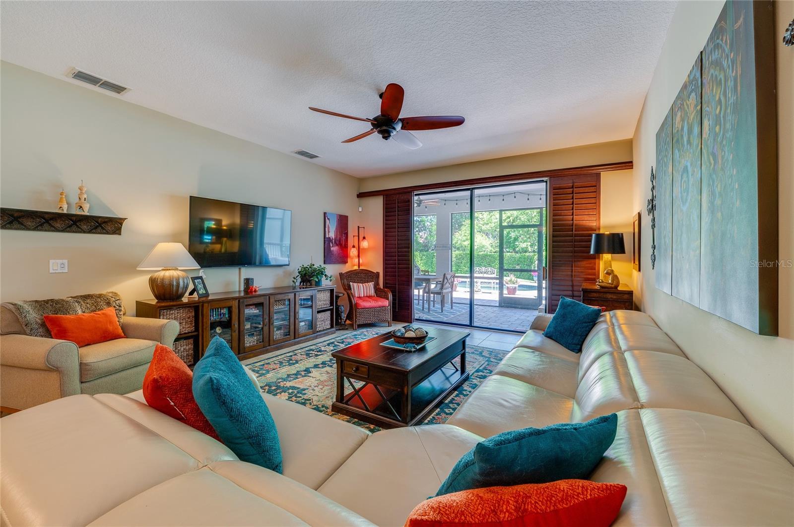 RIVIERA BELLA UNIT 2B - Residential