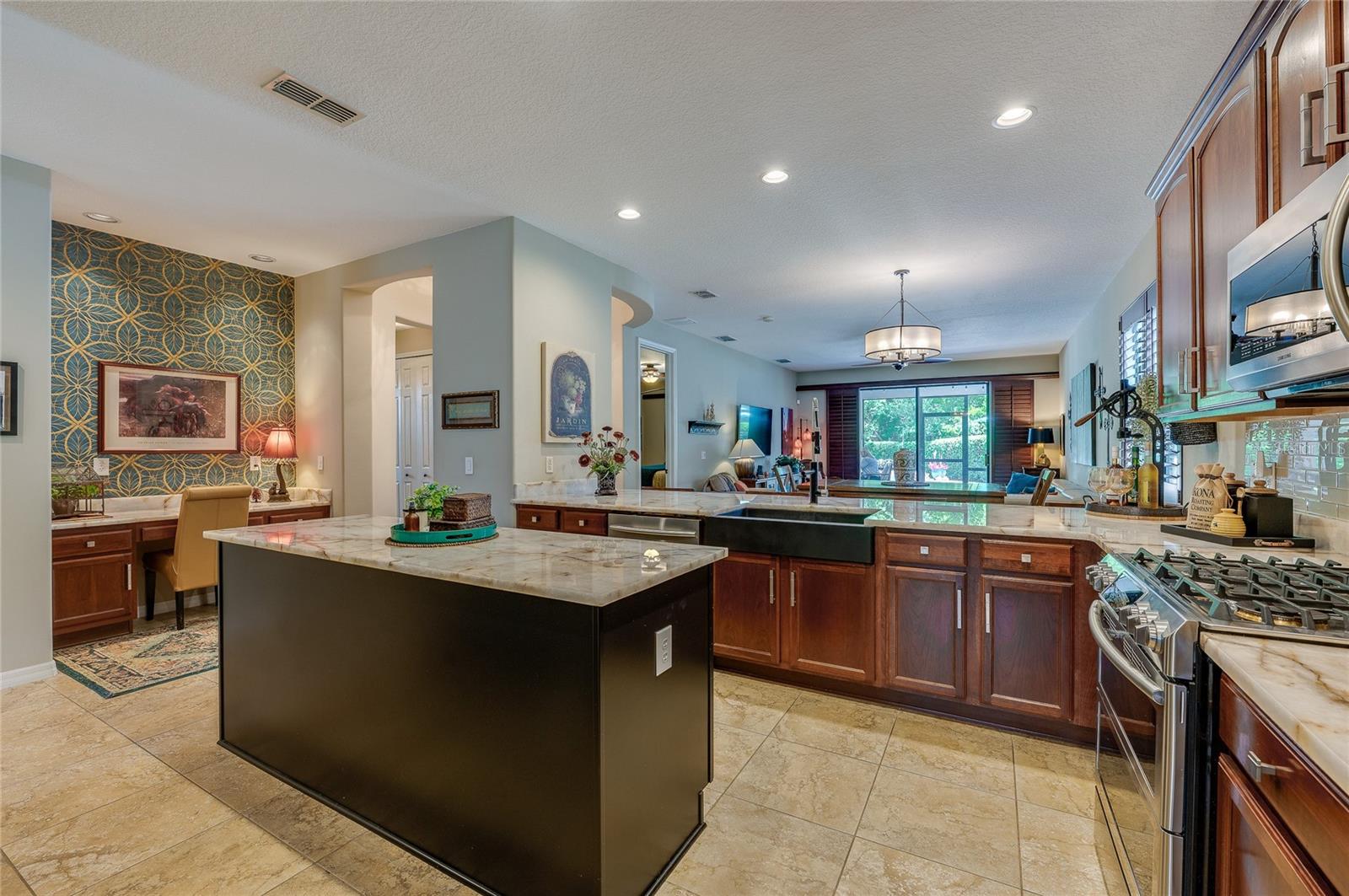 RIVIERA BELLA UNIT 2B - Residential
