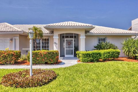 1511 WATERFORD DRIVE VENICE FL 34292