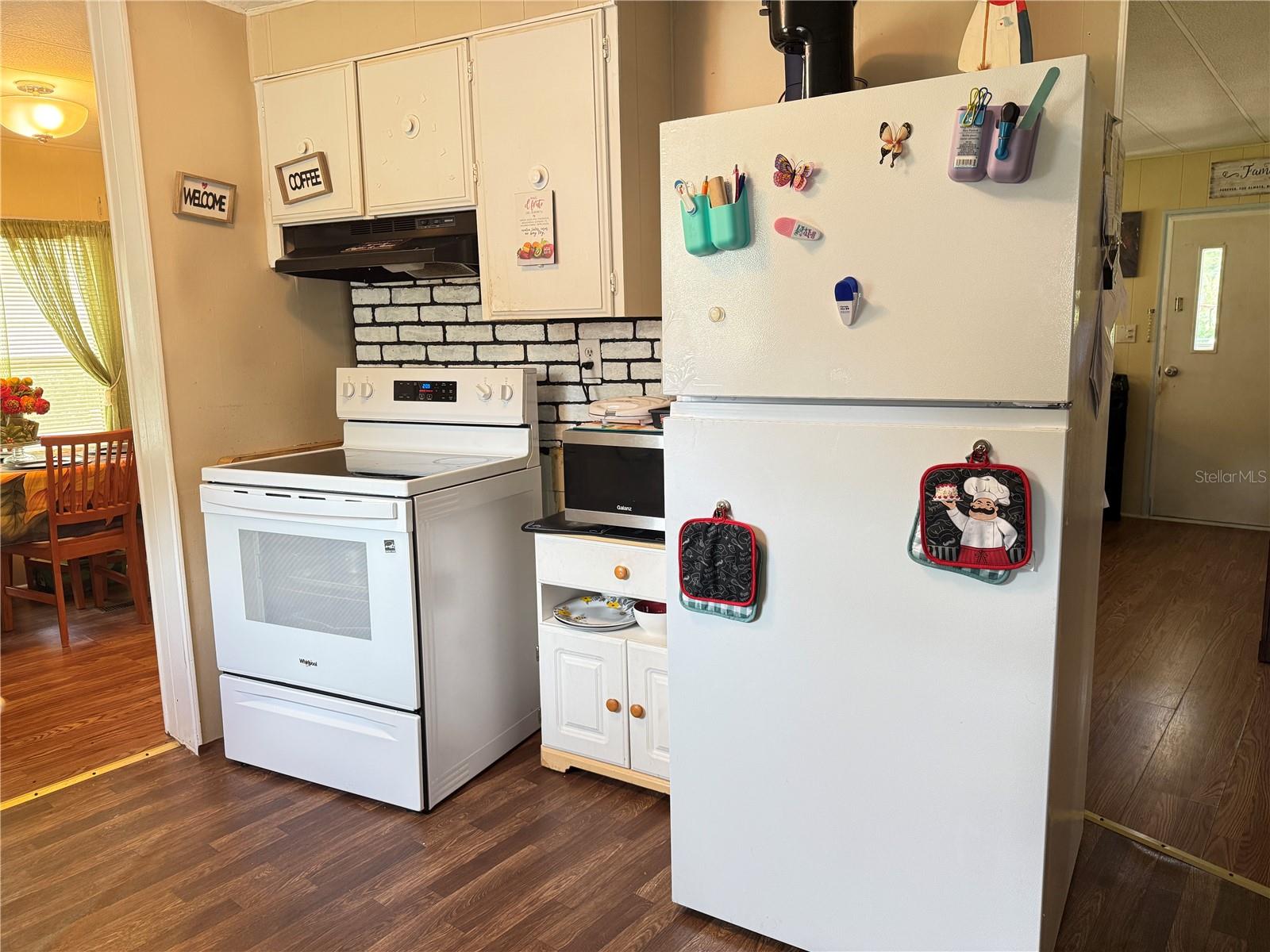 RIVER LAKES MANOR UNIT 01 - Residential