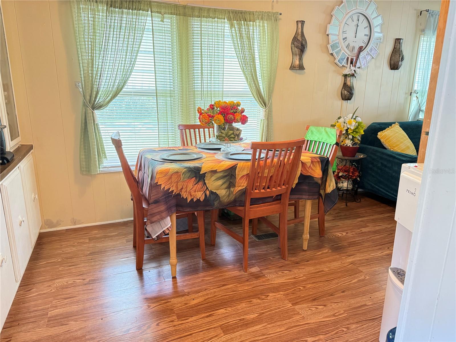 RIVER LAKES MANOR UNIT 01 - Residential