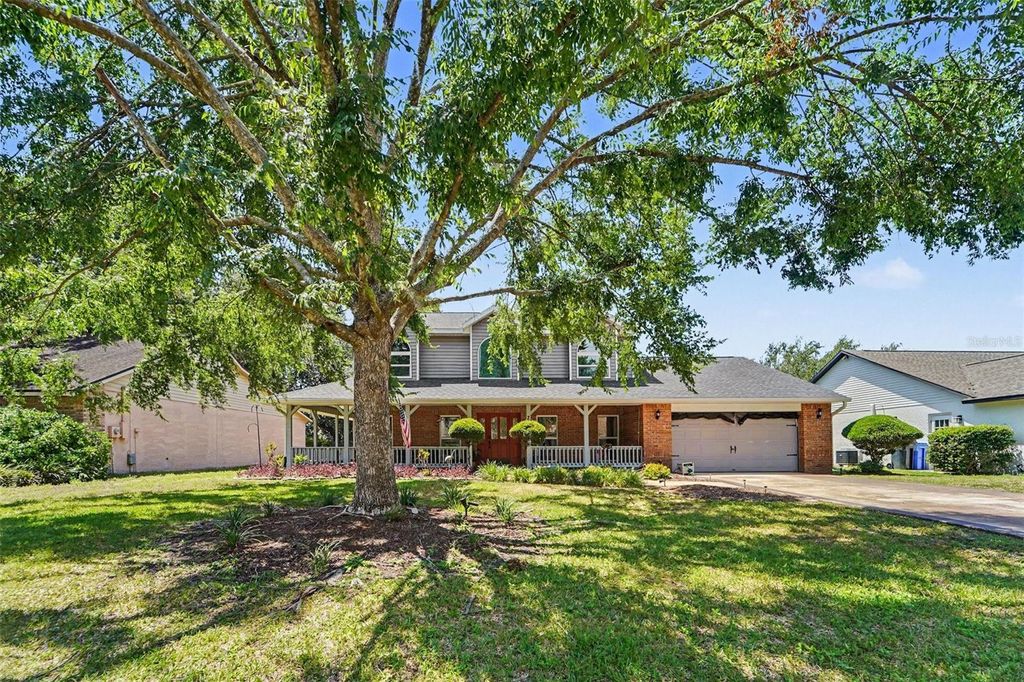 Photo of 717 Camrose Drive, Brandon, FL 33510 (MLS # TB8504526)